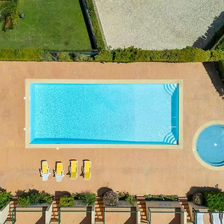 Casa de Férias Sao Rafael Townhouse With Pool
