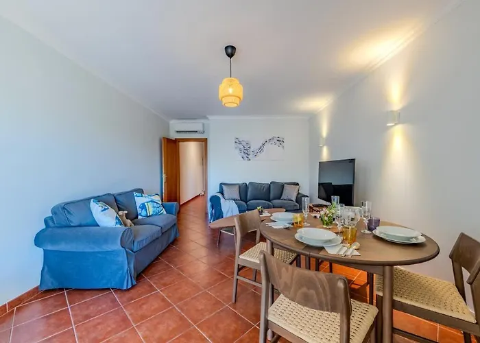 Sao Rafael Townhouse With Pool Ferienhaus *