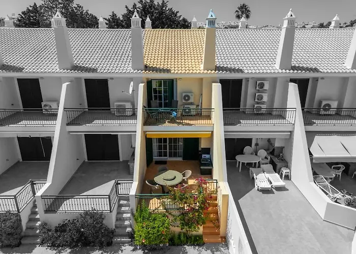 Ferienhaus Sao Rafael Townhouse With Pool *