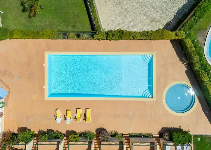 Ferienhaus Sao Rafael Townhouse With Pool